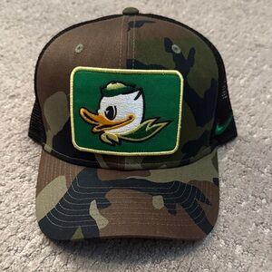 Nike Camo Oregon Ducks Hat rare!
